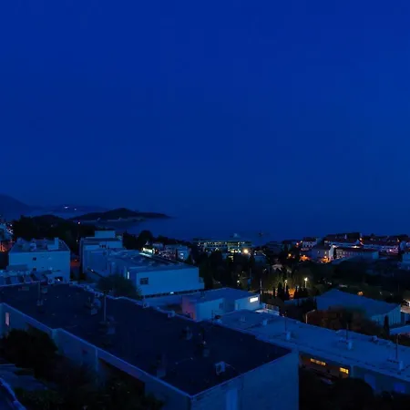 Nikolina - Double With Balcony And Sea View *