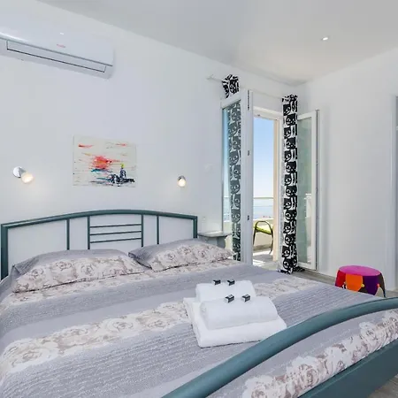 Nikolina - Double With Balcony And Sea View * دوبروفينك
