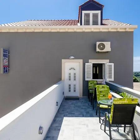 Nikolina - Double With Balcony And Sea View *